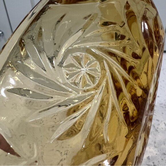 Vintage HAZEL ATLAS Triangular Amber Cut Glass Bowl Serving Dish Pinwheel - Picture 8 of 12